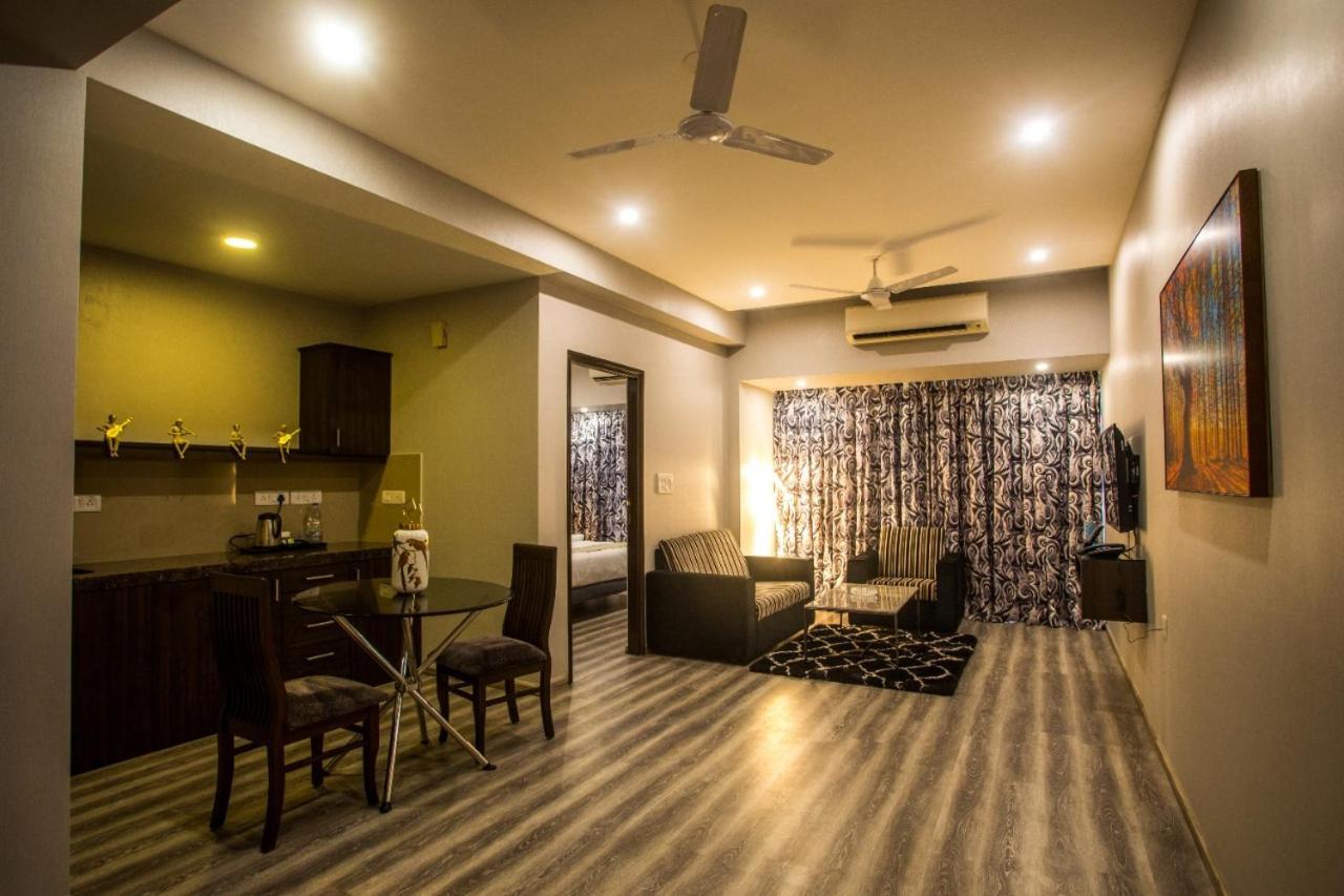 Encore Suites Goa Panaji Exterior foto